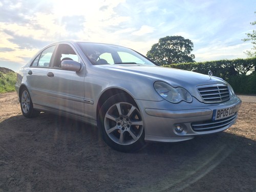 2005 Mercedes Benz C Class CLK 220 CDI. Silver, service history. Kaufen Bei