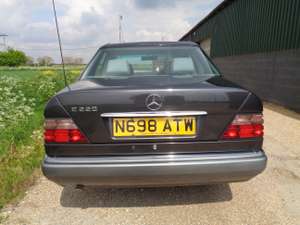 1995 Mercedes e220 auto - 58,000 miles fsh !! For Sale (picture 4 of 12)