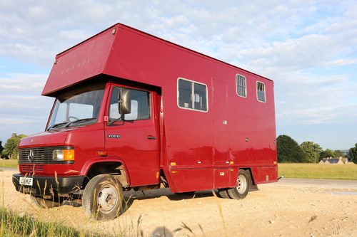 1992 Mercedes 709 D mint condition horse box part conversion For Sale