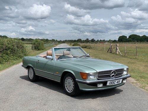 Mercedes 300SL 1988 Stunning Condition 91,000 Miles Only VENDUTO