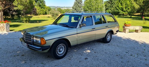 1983 Mercedes 300TDT W123 For Sale