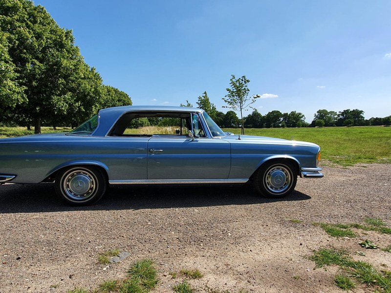 Mercedes-Benz (W111) 280 SE Coupe Automatic