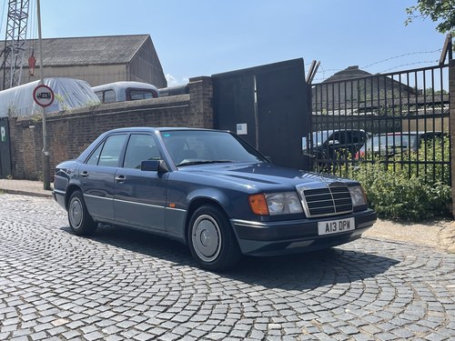 1993 Mercedes-Benz 220E W124 Automatic Petrol Saloon SOLD