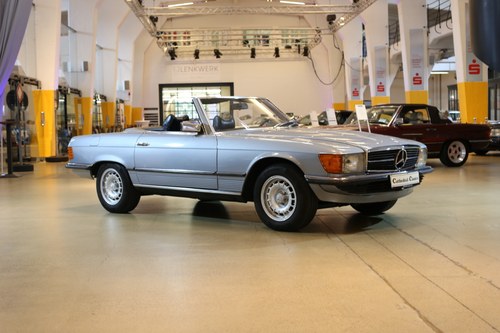 1972 Mercedes-Benz (R107) 350 SL with manual gearbox SOLD