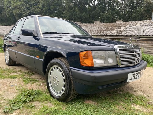1992 Mercedes 190e 2.0 auto 2 owners massive history stunning SOLD