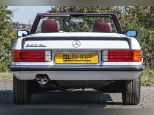 1988 MERCEDES-BENZ 500SL (R107) #2317 ARCTIC WHITE WITH MID RED L For Sale (picture 2 of 12)