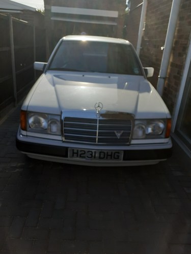 1991 Mercedes w123 200e For Sale