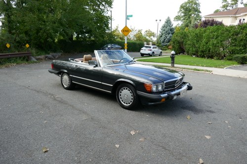 1988 Mercedes 560SL 2 Tops Nice Driver (St#2372) For Sale