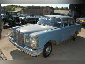 1960 MERCEDES BENZ W111 FINTAIL 220SE For Sale (picture 3 of 12)