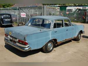 1960 MERCEDES BENZ W111 FINTAIL 220SE For Sale (picture 6 of 12)