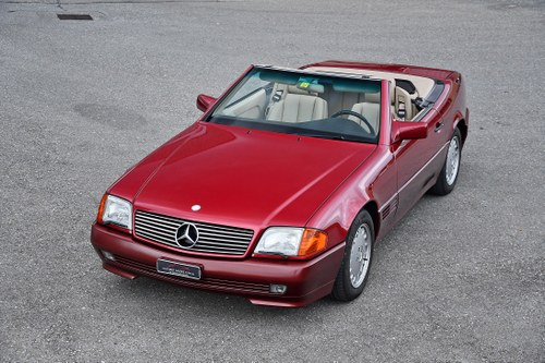 1992 Mercedes 500 SL, Swiss delivery with complete service book Kaufen Bei
