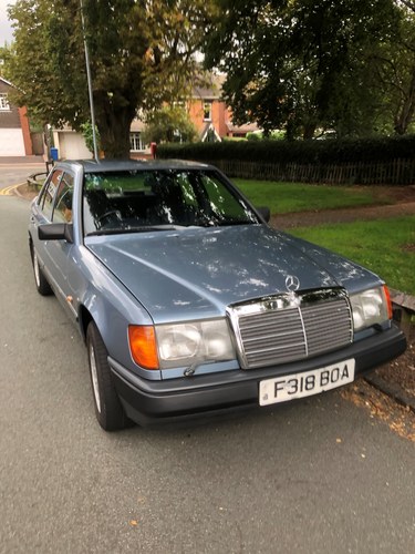 1989 Mercedes 300E 4Matic Lovely, rare example For Sale