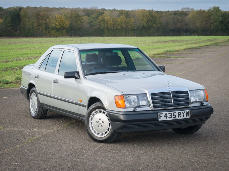 1989 Mercedes W124 300E - RESERVED