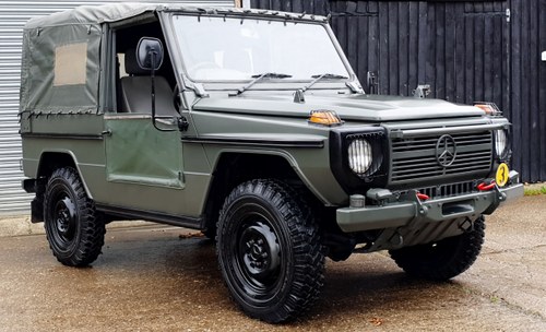 1990 !! RESERVED !! - Mercedes Benz G Wagon - 240G Manual - RHD SOLD
