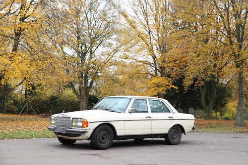 1977 MERCEDES-BENZ 240D W123 SALOON For Sale by Auction
