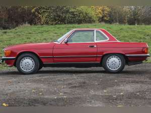 1987 Mercedes-Benz 560SL in Iconic Red with Interesting History For Sale (picture 1 of 9)