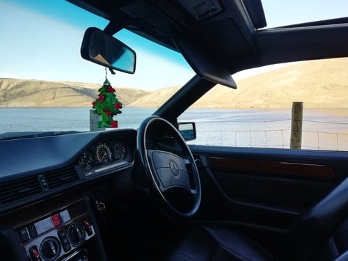 1990 W124 Mercedes-Benz 300CE For Sale