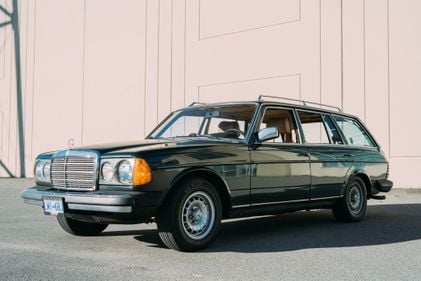 Picture of ICONIC W123 LHD M.BENZ 3.8Ltr. V8 ex 300 TD  1981  ESTATE !! For Sale