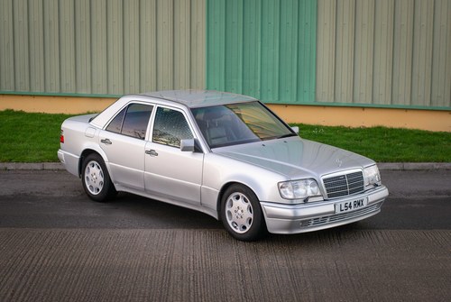 1993 Mercedes W124 E500 - Full History, German Market In vendita