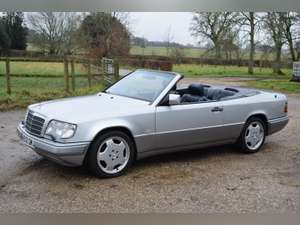 1996 Mercedes E320 W124 Cabriolet - 2 owners - Sportsline Option For Sale (picture 5 of 12)