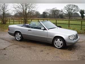 1996 Mercedes E320 W124 Cabriolet - 2 owners - Sportsline Option For Sale (picture 10 of 12)