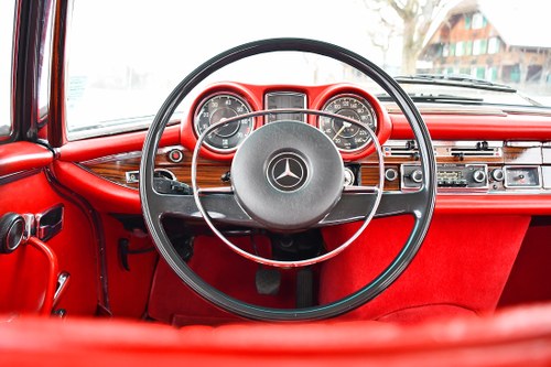 1972 Mercedes 280 - 8