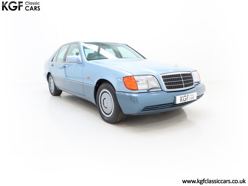 A Sophisticated Mercedes-Benz W140 300SE S-Class