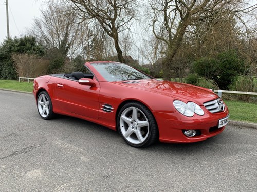 2008 Mercedes Benz SL350 V6 ONLY 28000 MILES FROM NEW SOLD