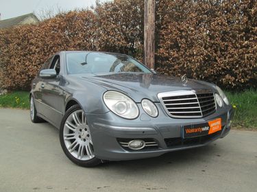 Picture of mercedes e class saloon e350 sports g tronic 4 dr low miles