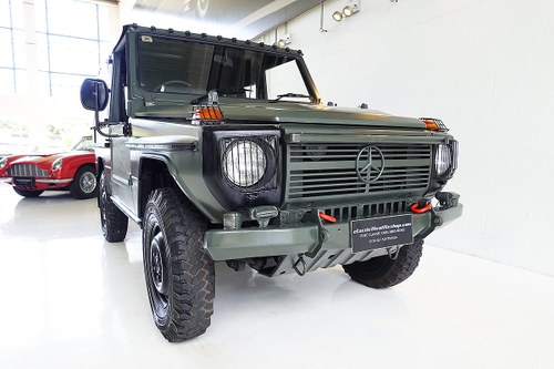 1990 250GD Variant, Surplus to the Singaporean government, cool SOLD