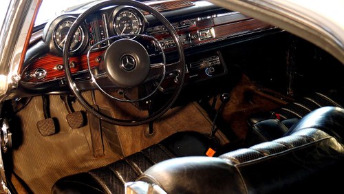 1968 Mercedes 300 - 8