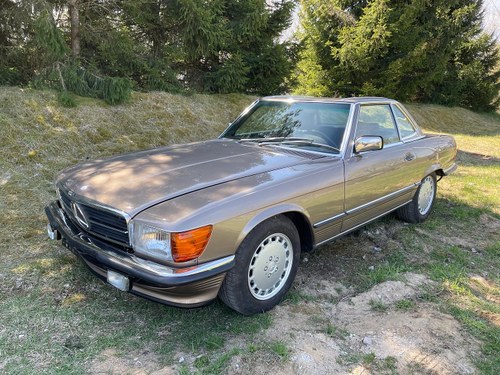 1986 Mercedes 560 SL FULLY RESTORED For Sale