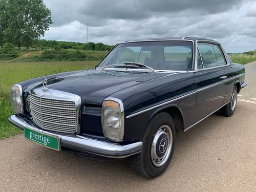1974 Mercedes CE280 coupe - W114 En Venta