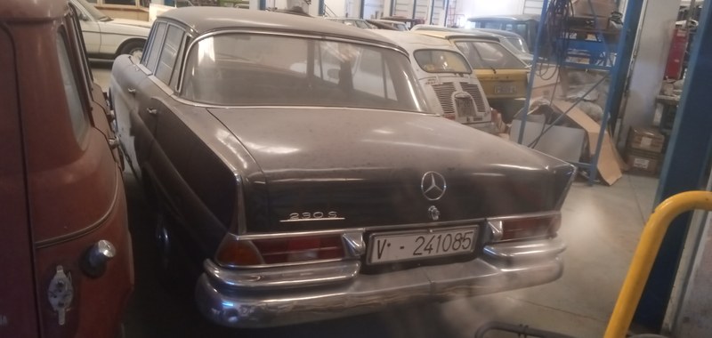 1965 Mercedes 220 - 7