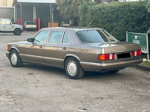 1987 Mercedes SEL Series - 3