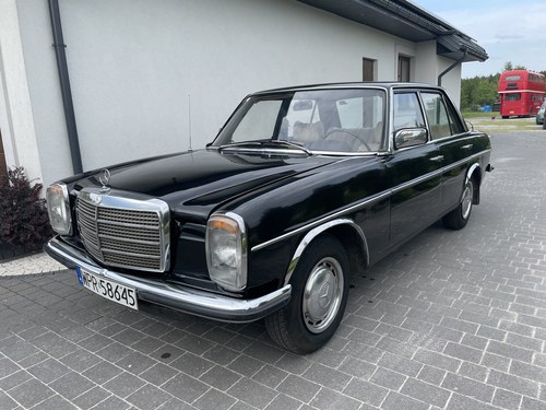 1974 Mercedes 220d  In vendita