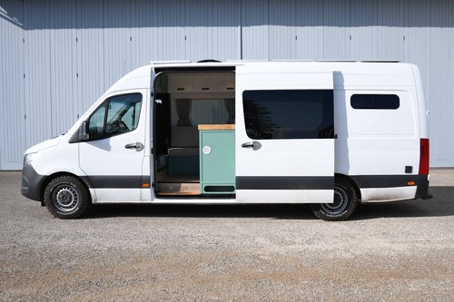 2018 Brand New Luxury Conversion of Mercedes Sprinter L3H2 LWB A vendre