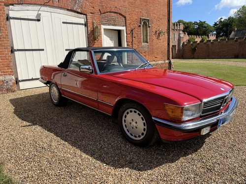 1988 Mercedes 300sl 62000 miles from new  300 sl r107 R107 For Sale