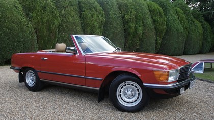 STUNNING 2 OWNER R107 380SL with ultra low miles!