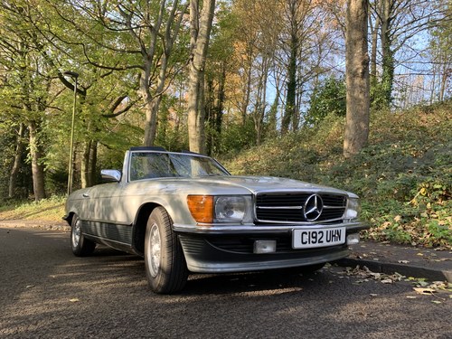 1985 Mercedes-benz 500sl (r107) astral silver & blue leather For Sale