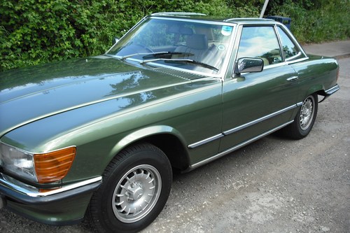 1983 Mercedes 280 sl  in stunning  colour combination For Sale