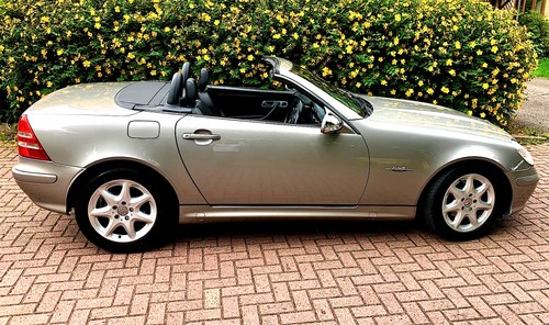 2004 Rare low mileage Special Edition Model only 48,000 miles SLK For Sale
