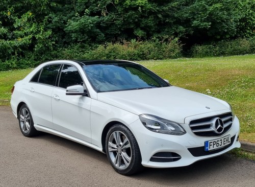 2013 MERCEDES E300 BLUETEC HYBRID AUTO - FULLY LOADED + PAN ROOF SOLD