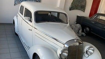 1949 MERCEDES 170 S, a beauty in a lovely white color