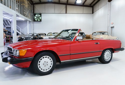 1987 MERCEDES-BENZ 560SL VENDIDO