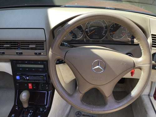 2000 Mercedes SL Class - 8