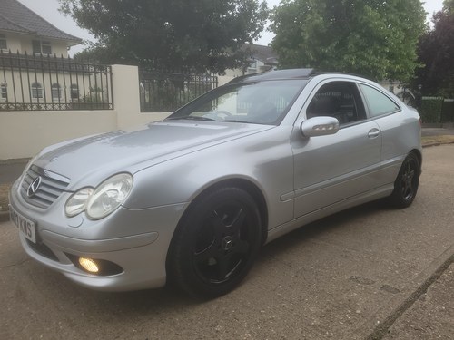 2003 Beautiful Example With Stunning Specification Mercedes SH SOLD