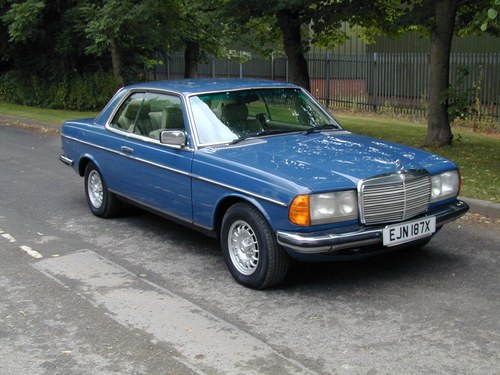 1982 MERCEDES BENZ W123 280ce Coupe Manual - RHD EX SOUTH AFRICA For Sale