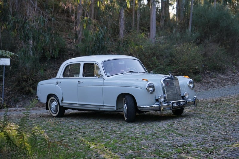 1956 Mercedes 220