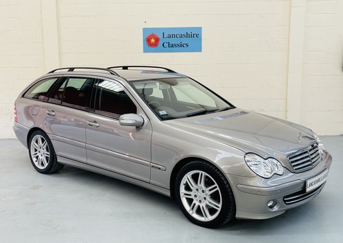 2007 Mercedes C200k Elegance SE Estate - Only 9500 miles Te koop